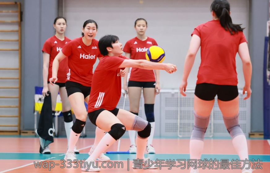 青少年学习网球的最佳方法
